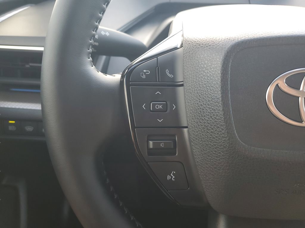 Certified 2026 Toyota Prius XLE FWD image 17