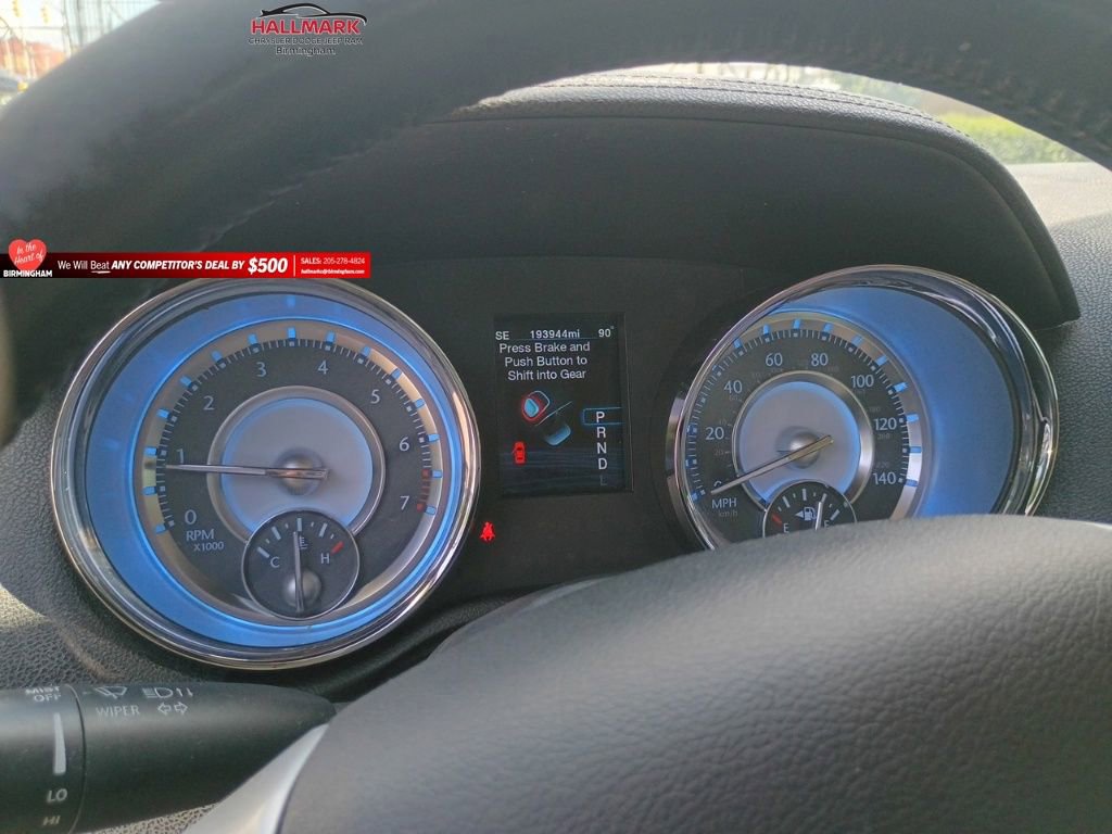 Used 2012 Chrysler 300 RWD image 16
