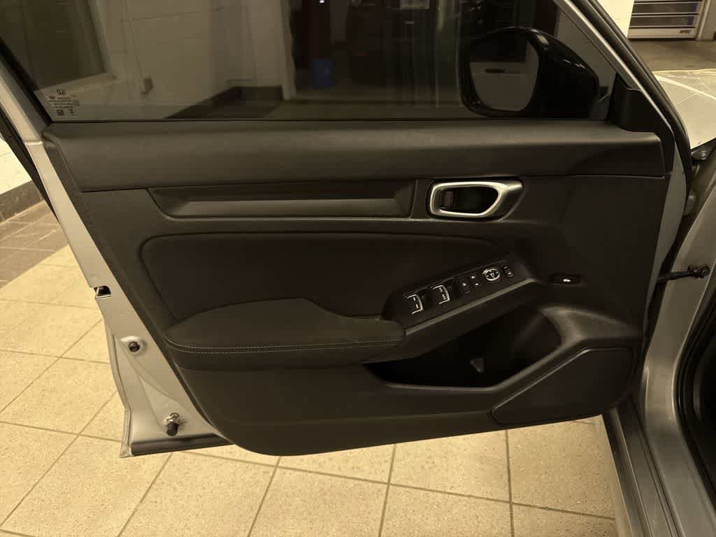 Used 2023 Honda Civic Sport image 28