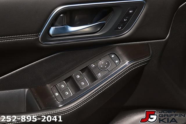 Used 2025 Nissan Rogue Platinum w/ Platinum Premium Package FWD image 12