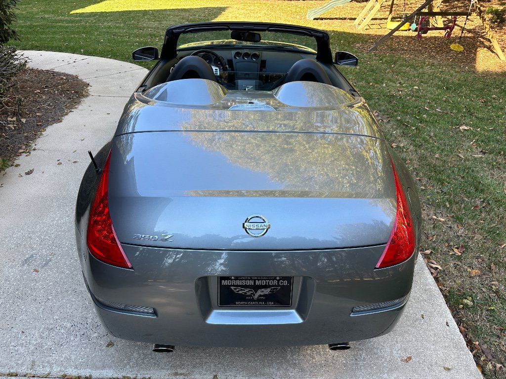 Used 2006 Nissan 350Z Grand Touring RWD image 24