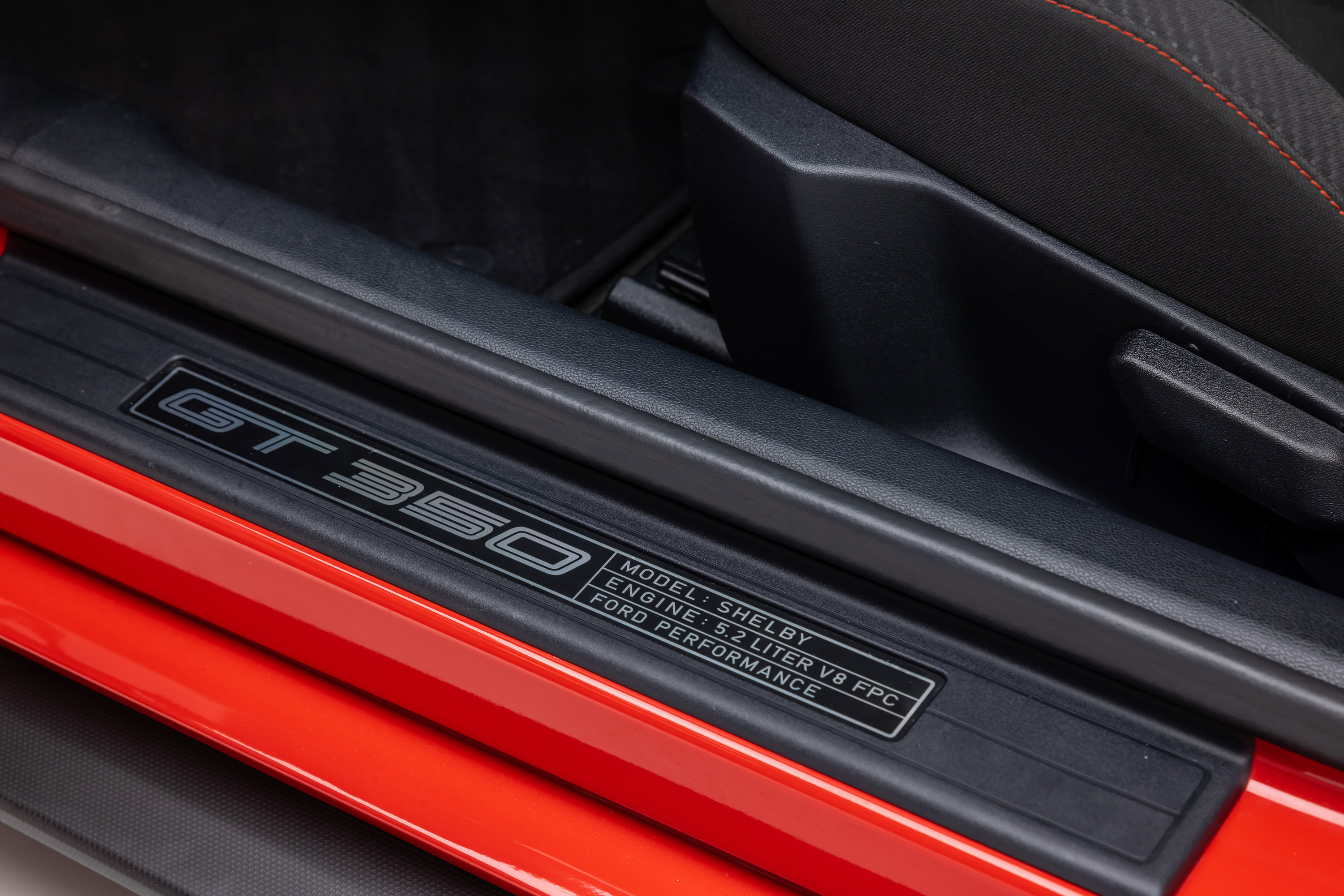 Used 2016 Ford Mustang Shelby GT350R w/ GT350R Equipment Group 920A image 67