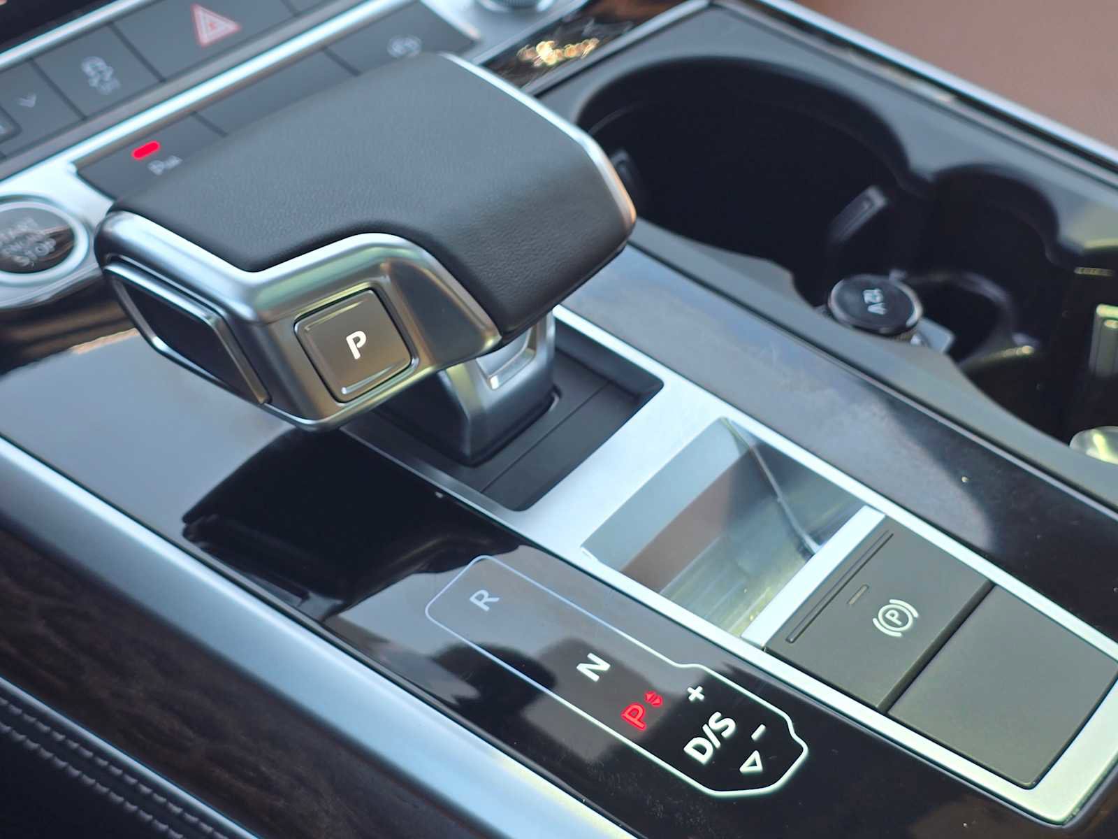New 2025 Audi Q8 Premium Plus image 33