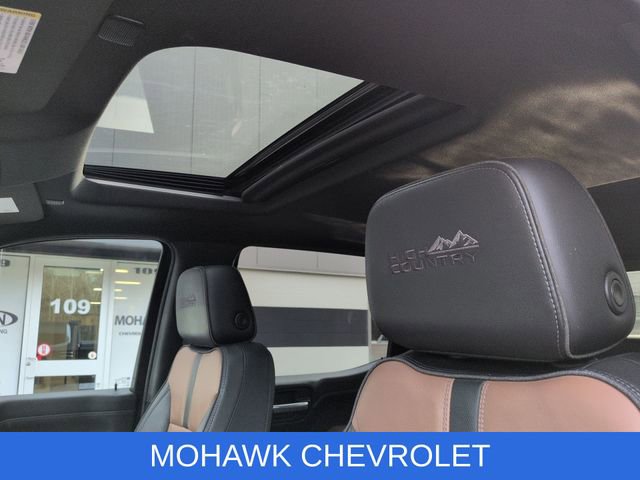 Used 2021 Chevrolet Silverado 1500 High Country w/ Technology Package image 20