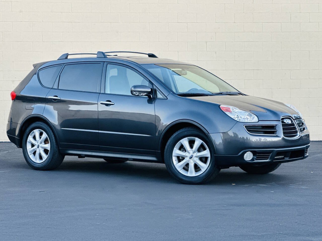 Used 2007 Subaru Tribeca Limited AWD/4WD image 3