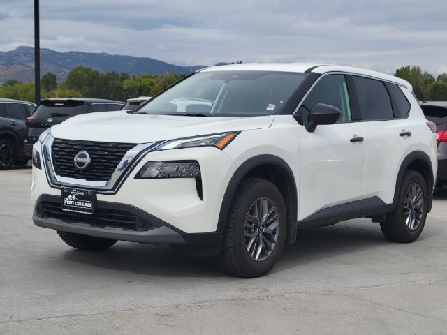 Used 2023 Nissan Rogue S AWD/4WD image 1