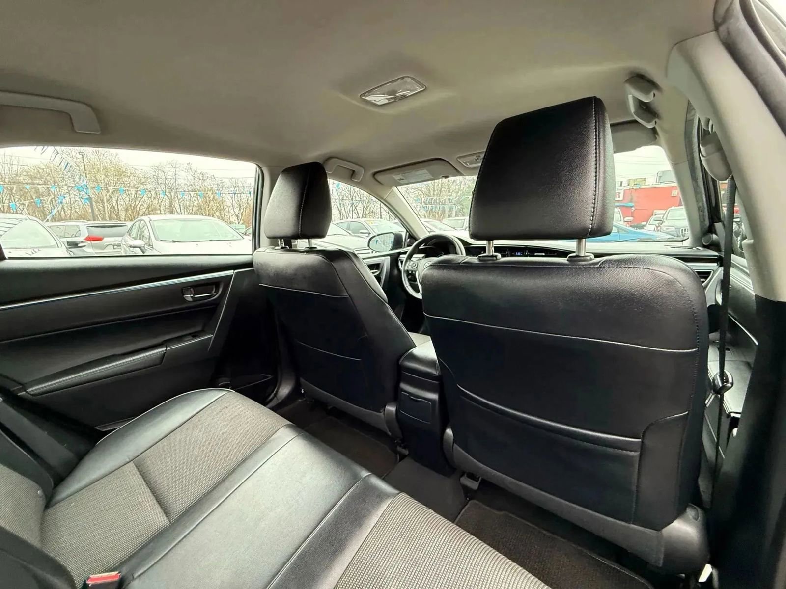 Used 2015 Toyota Corolla S image 46