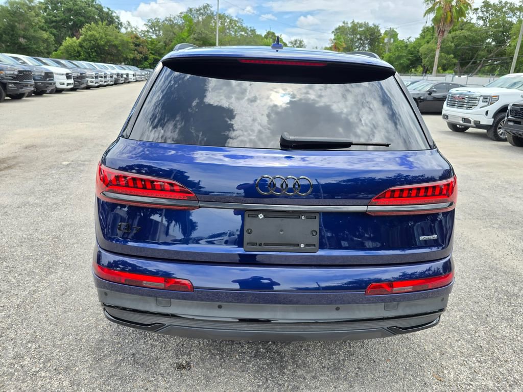 Used 2023 Audi Q7 3.0T Prestige AWD/4WD image 5