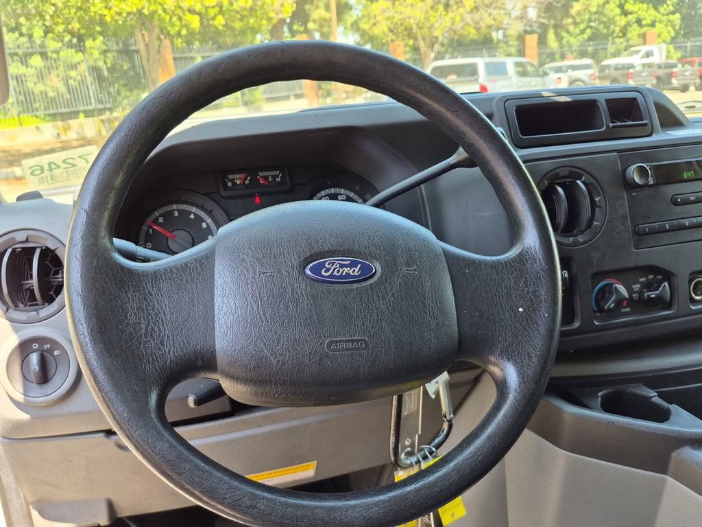 Used 2010 Ford E-250 and Econoline 250 RWD image 22