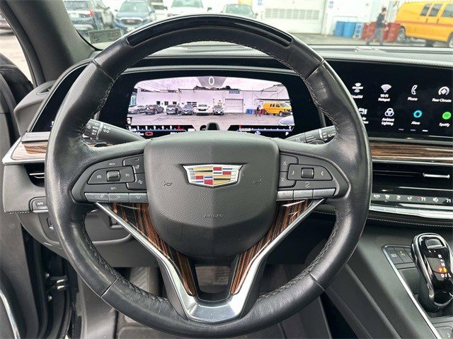 Used 2023 Cadillac Escalade ESV Premium Luxury image 27
