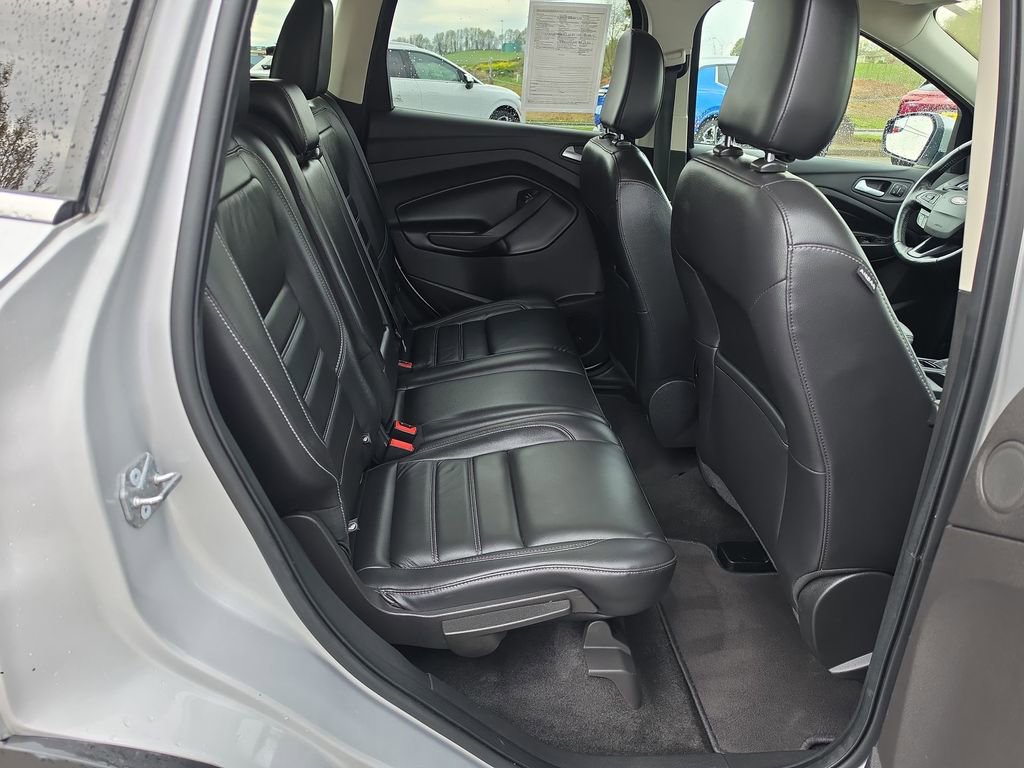 Used 2019 Ford Escape Titanium image 29