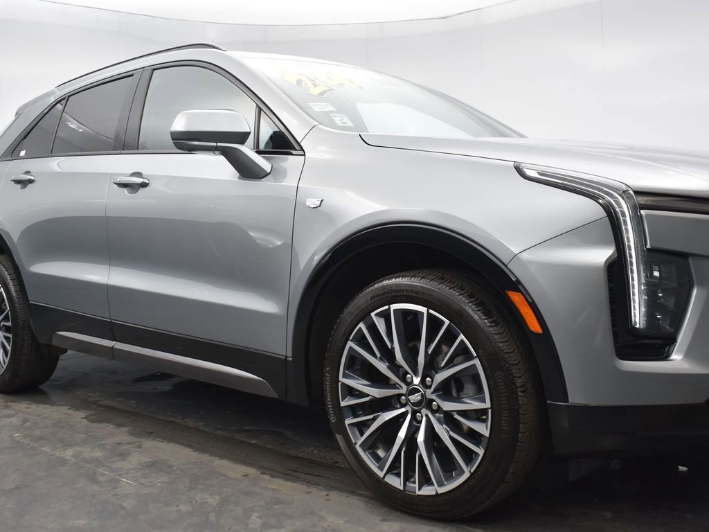 Used 2024 Cadillac XT4 Sport w/ Active Safety Package image 31