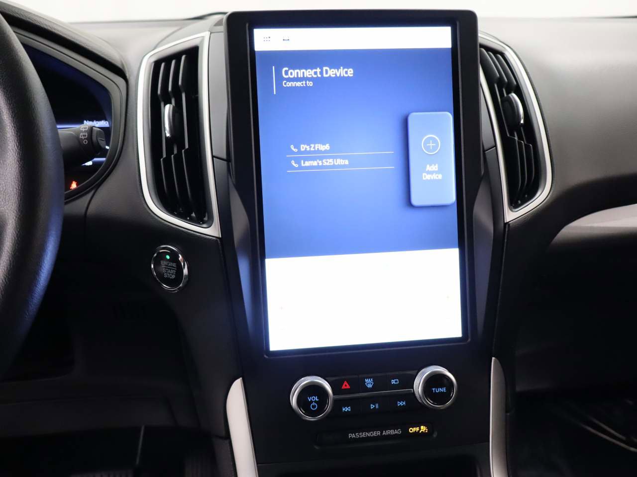 Used 2023 Ford Edge SEL image 10