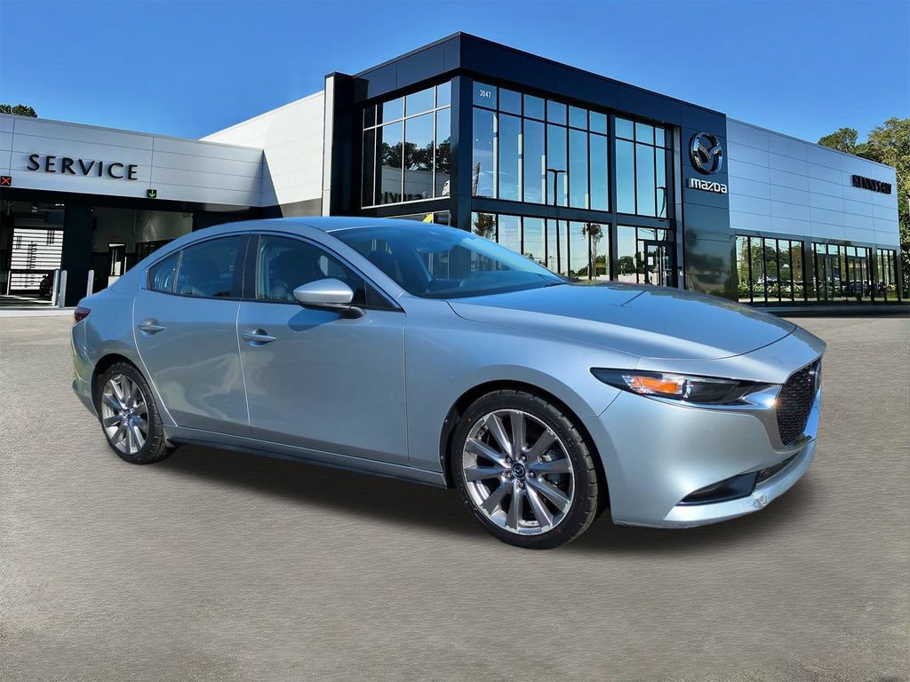 Used 2019 MAZDA MAZDA3 Sedan w/ Select Package FWD image 2