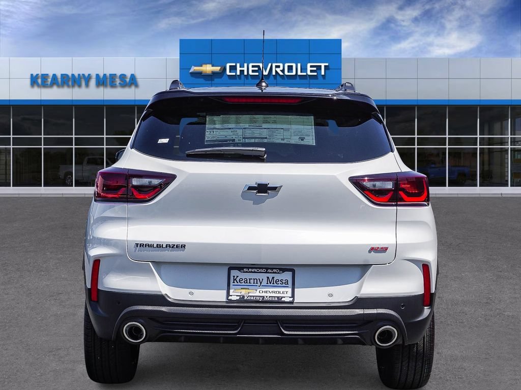 New 2026 Chevrolet TrailBlazer RS w/ Driver Confidence Package FWD image 5
