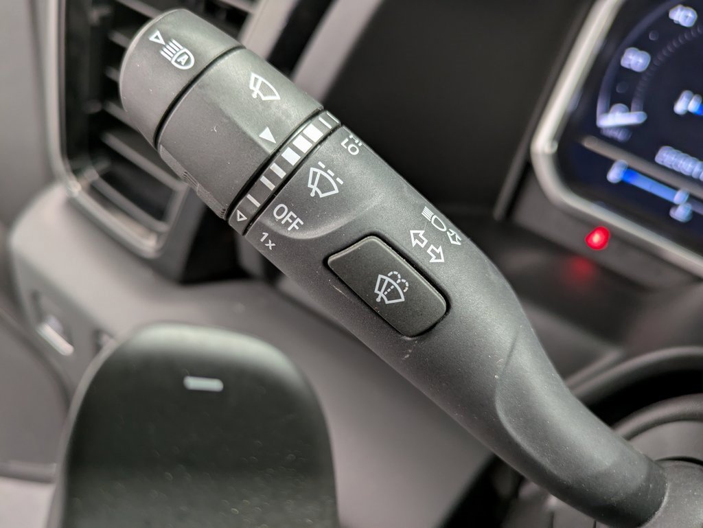 Used 2023 GMC Sierra 1500 AT4 w/ AT4 Premium Package image 17
