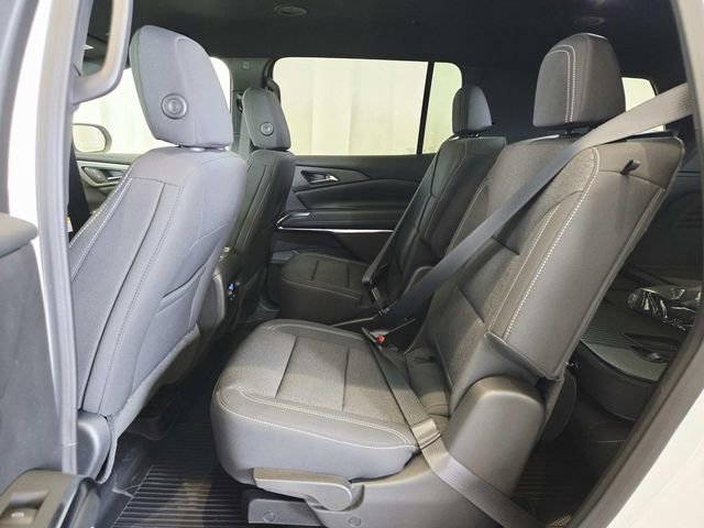 New 2026 Chevrolet Traverse LT image 9