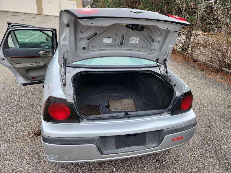 Used 2004 Chevrolet Impala w/ Preferred Equipment Group image 19