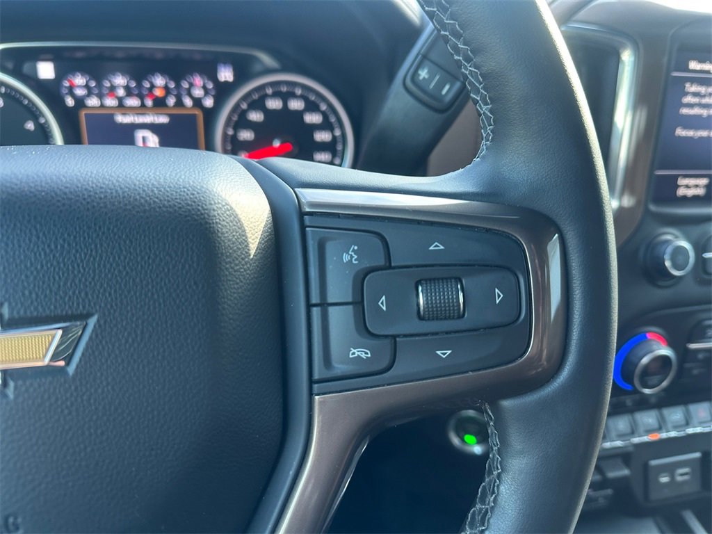 Used 2023 Chevrolet Silverado 2500 High Country w/ Technology Package image 32