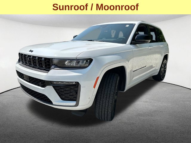 Used 2026 Jeep Grand Cherokee Limited AWD/4WD image 5