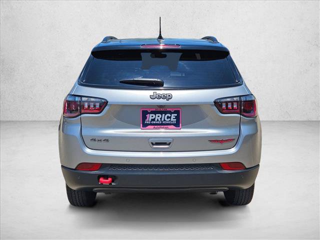 Used 2023 Jeep Compass Trailhawk w/ Sun and Sound Group AWD/4WD image 7