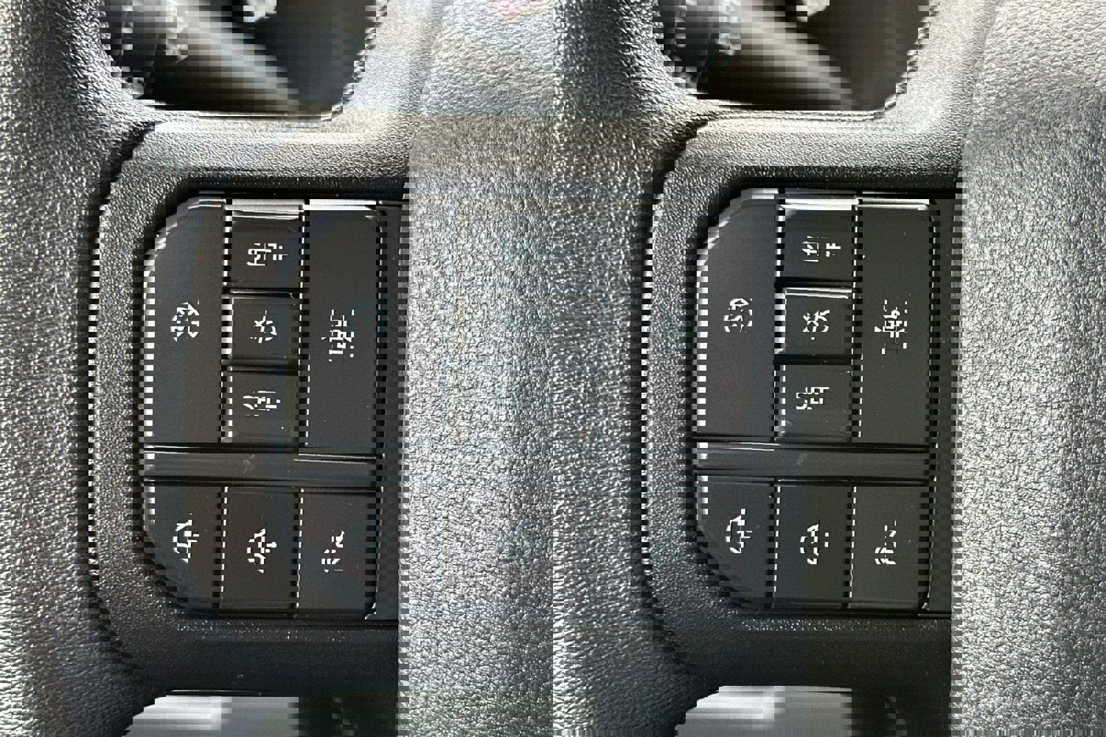 Used 2023 Ford F350 XLT w/ 360-Degree Camera Package image 24