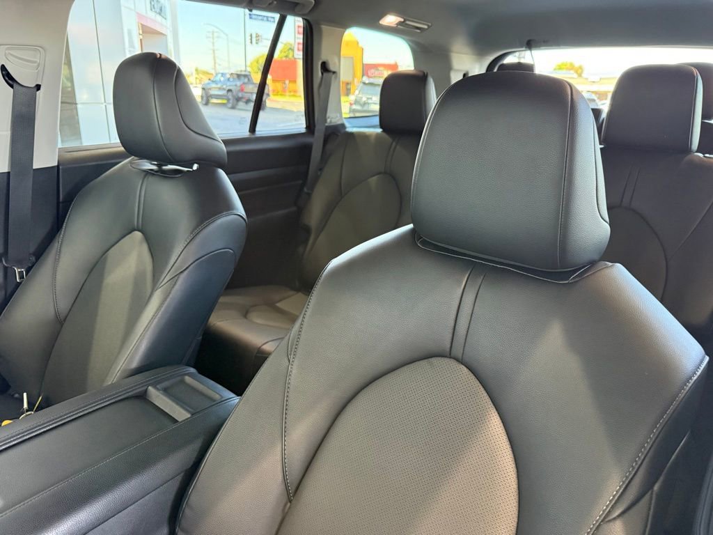 Used 2025 Toyota Grand Highlander FWD image 21