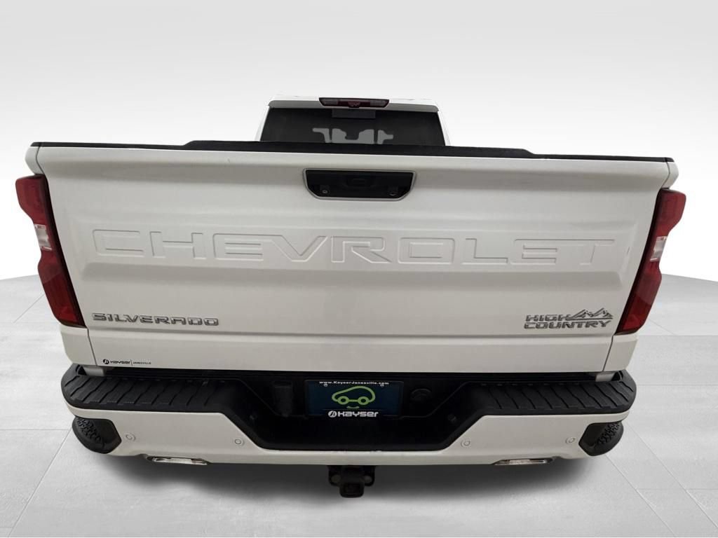 Certified 2023 Chevrolet Silverado 1500 High Country w/ Technology Package AWD/4WD image 5