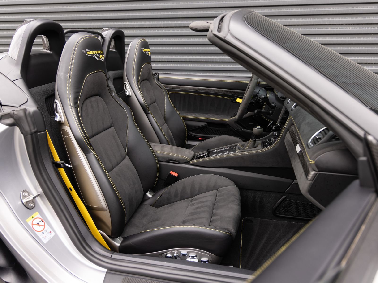 Certified 2025 Porsche 718 Boxster Spyder RS w/ Weissach Package image 28