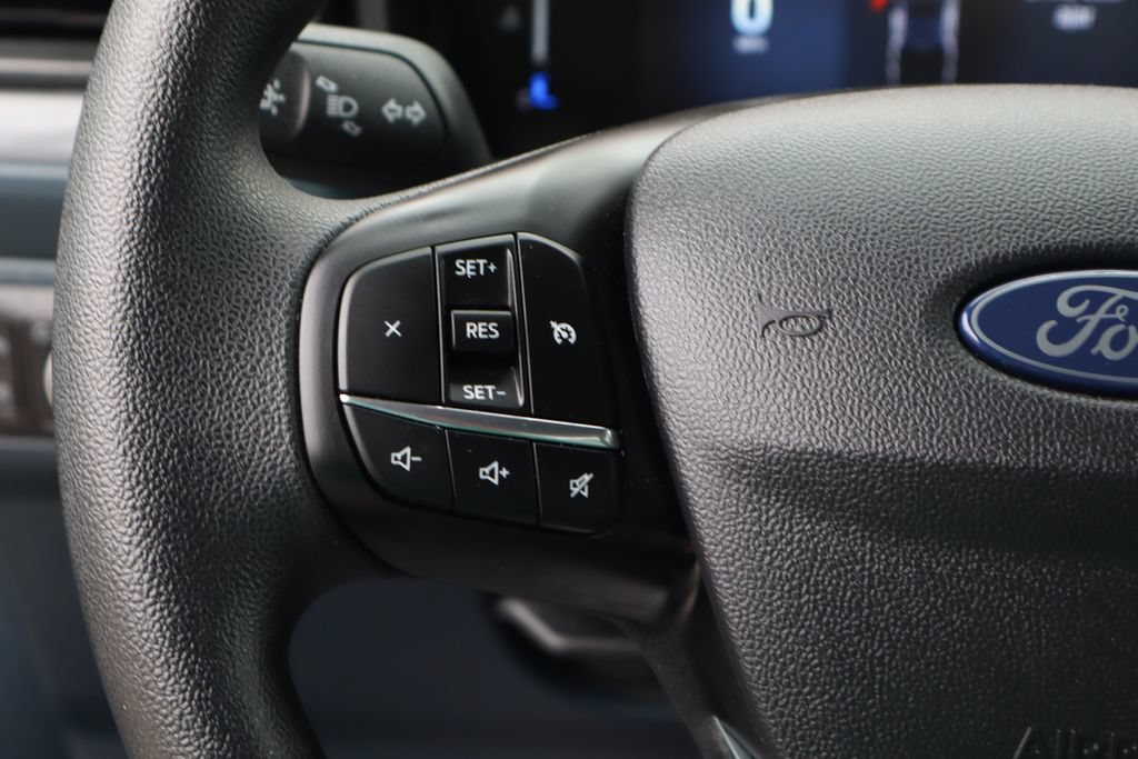 Used 2025 Ford Maverick XL FWD image 24