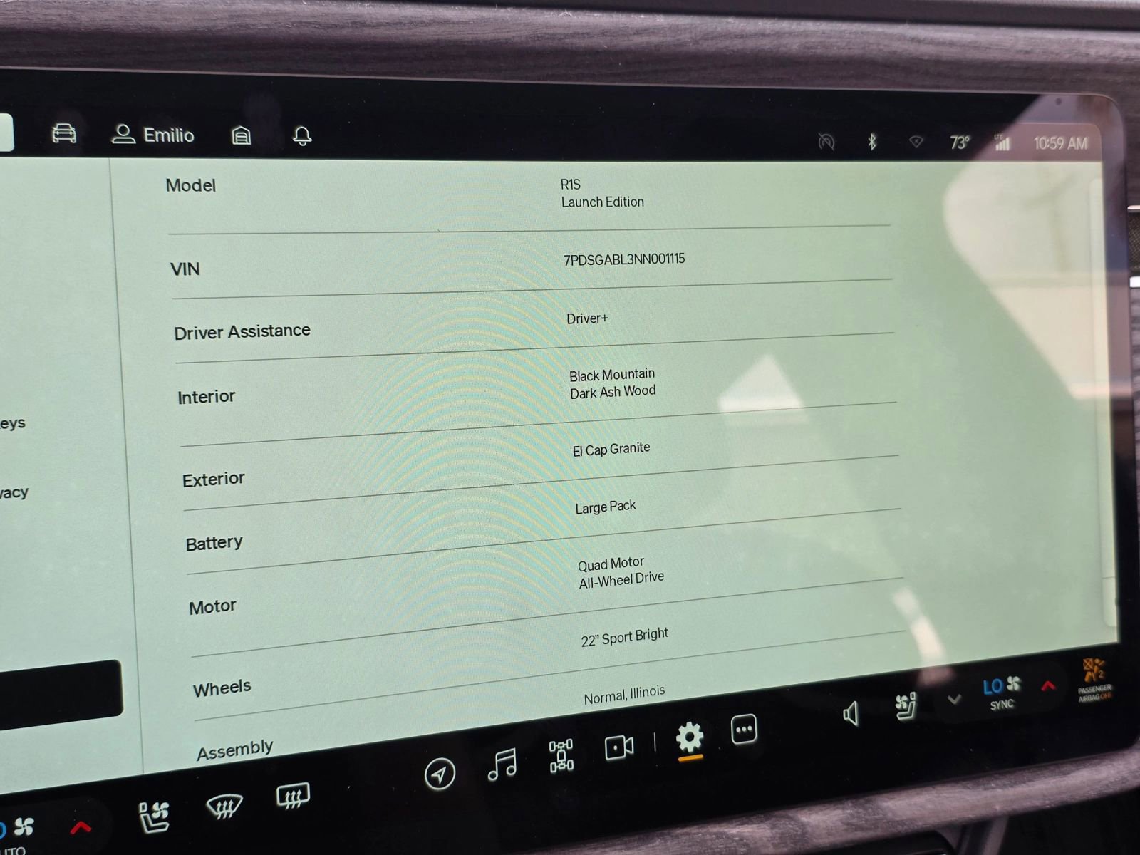 Used 2022 Rivian R1S Launch Edition image 22