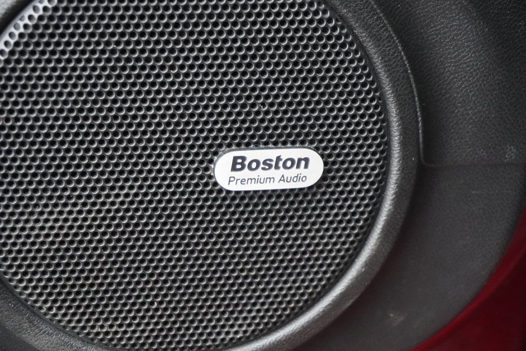 Used 2010 Chevrolet Camaro SS w/ RS Package image 18