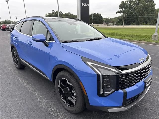 New 2026 Kia Sportage EX FWD image 1