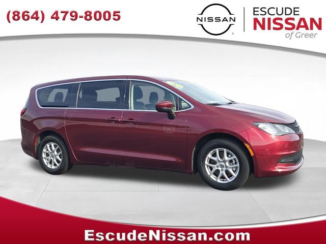 Used 2023 Chrysler Voyager LX FWD image 1