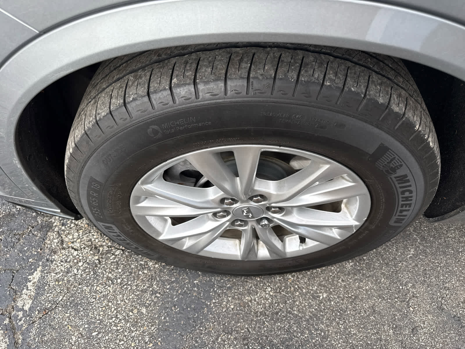 Used 2024 Cadillac XT6 Luxury w/ LPO, Floor Liner Package video 2