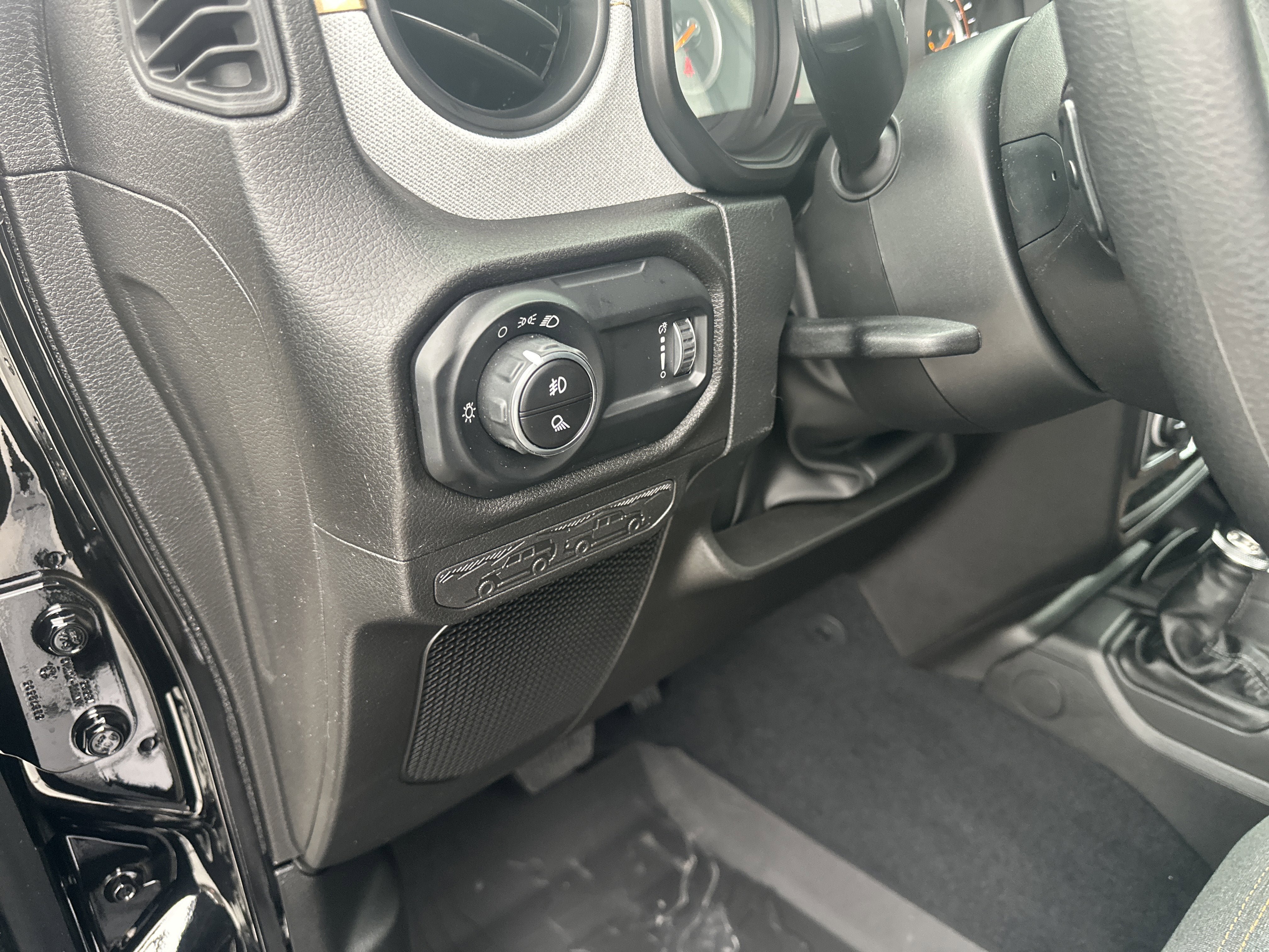 New 2026 Jeep Gladiator Sport AWD/4WD image 31