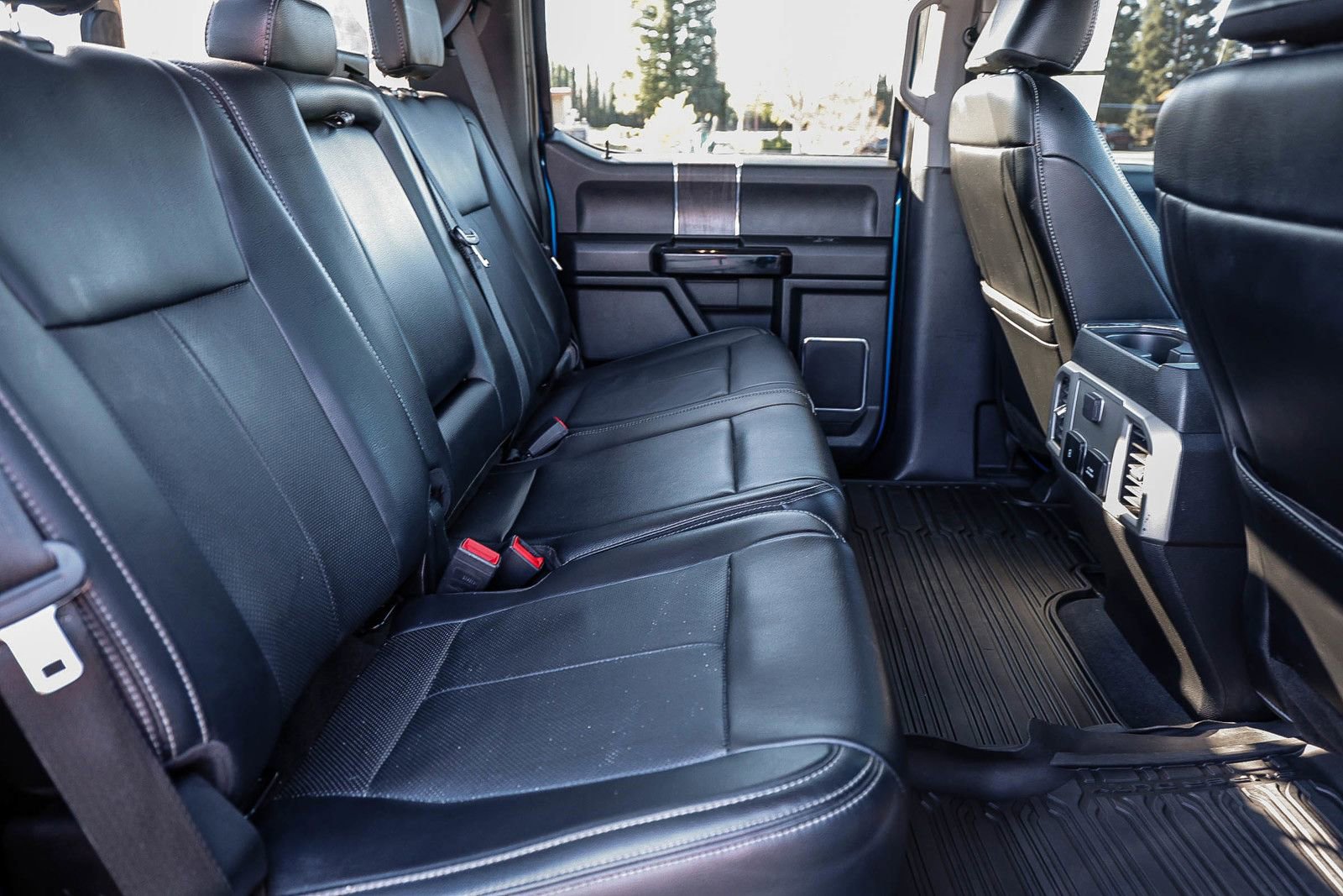 Used 2021 Ford F250 Lariat w/ Lariat Ultimate Package image 19