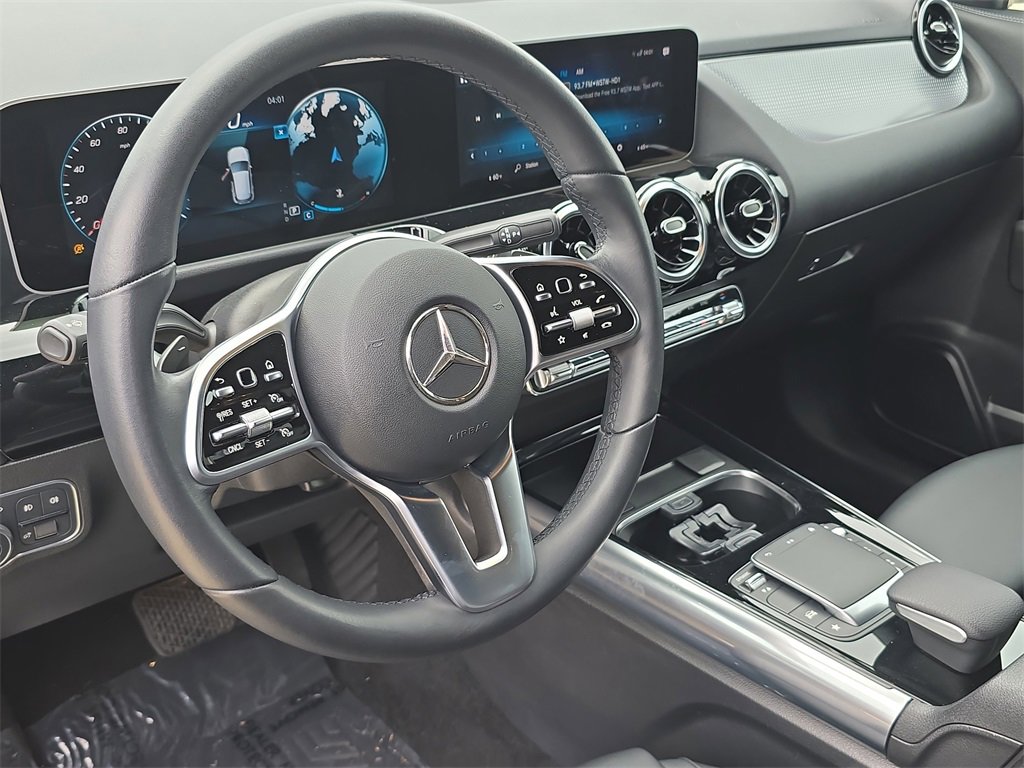 Used 2021 Mercedes-Benz GLA 250 4MATIC image 16