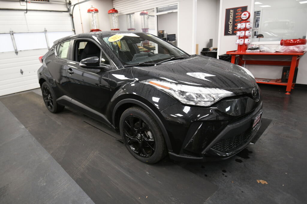 Used 2022 Toyota C-HR Nightshade image 2