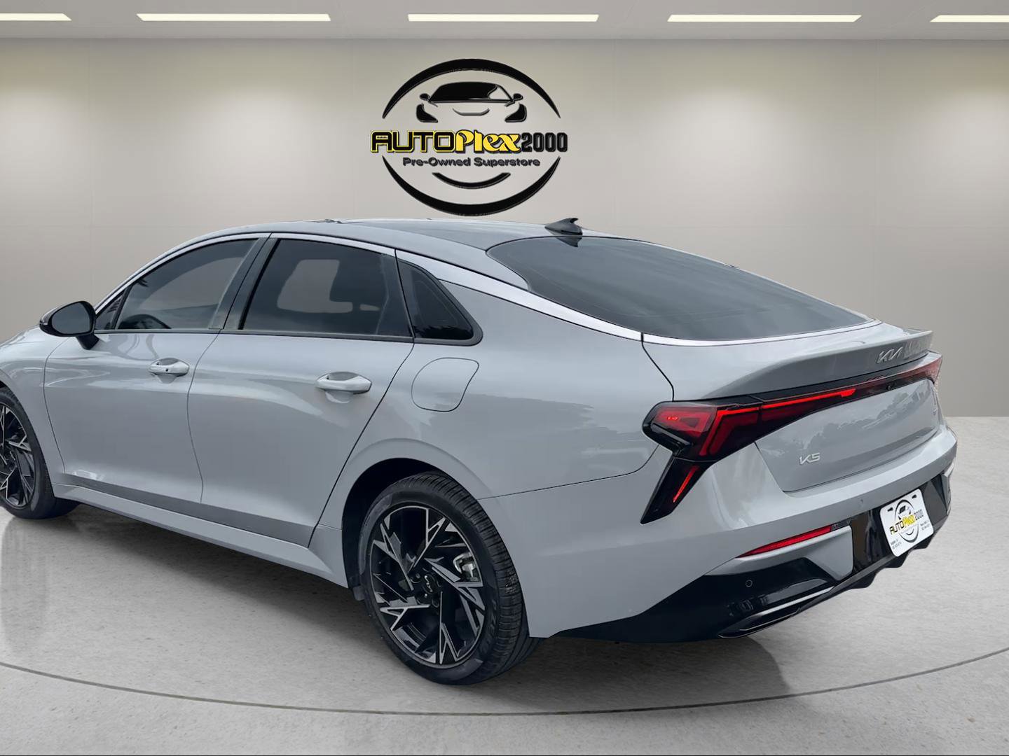 Used 2025 Kia K5 GT-Line w/ GT-Line Premium Package FWD image 5