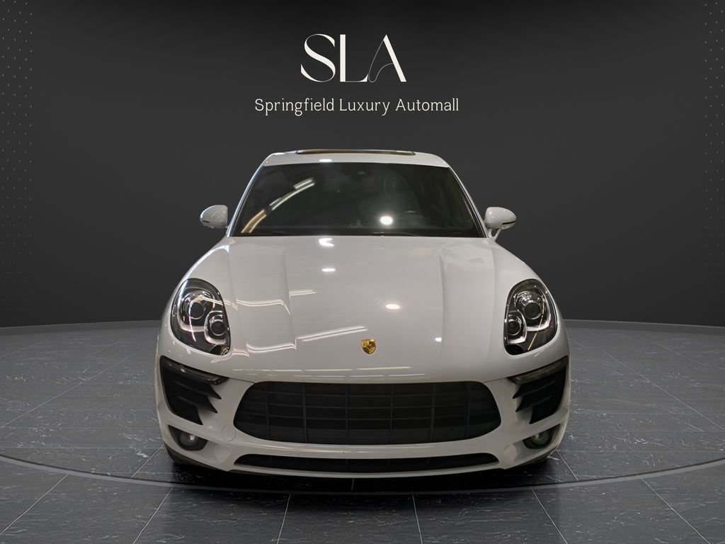 Used 2018 Porsche Macan w/ Premium Package image 6
