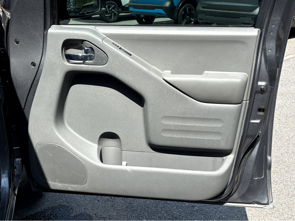 Used 2019 Nissan Frontier SV w/ Value Truck Package image 10