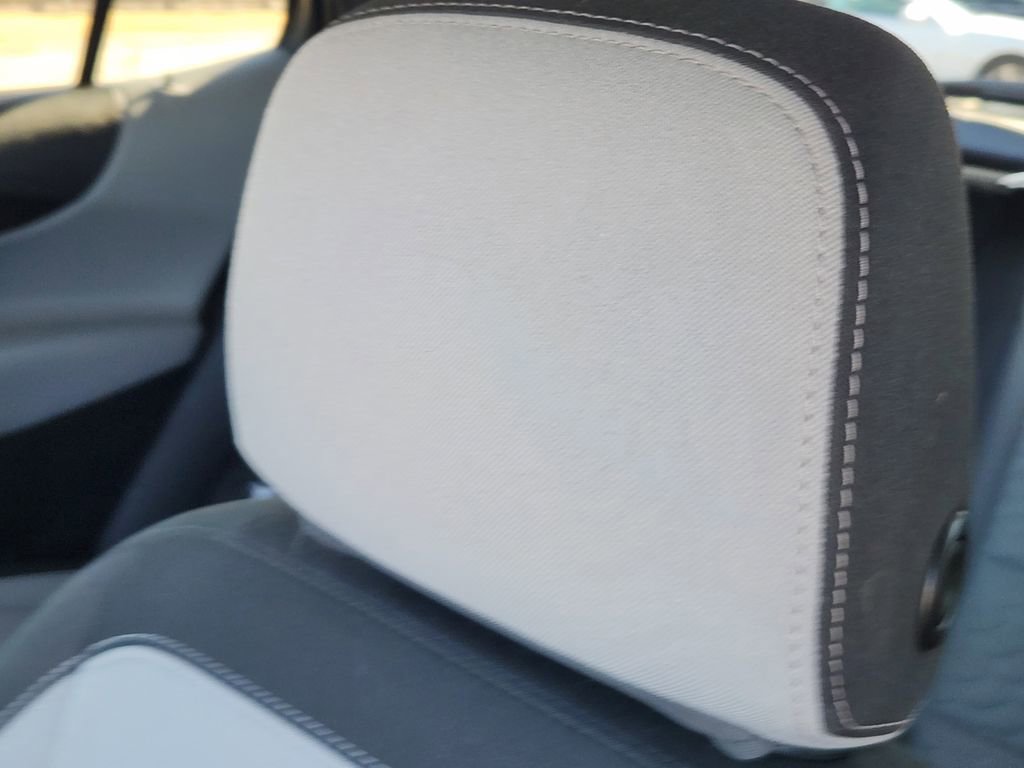 Used 2020 Chevrolet Equinox LS w/ LS Convenience Package image 19