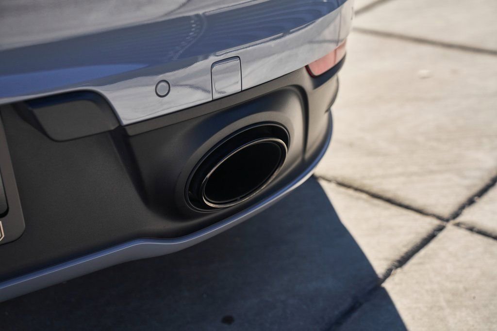 Used 2024 Porsche 911 Carrera S w/ Sport Package image 10