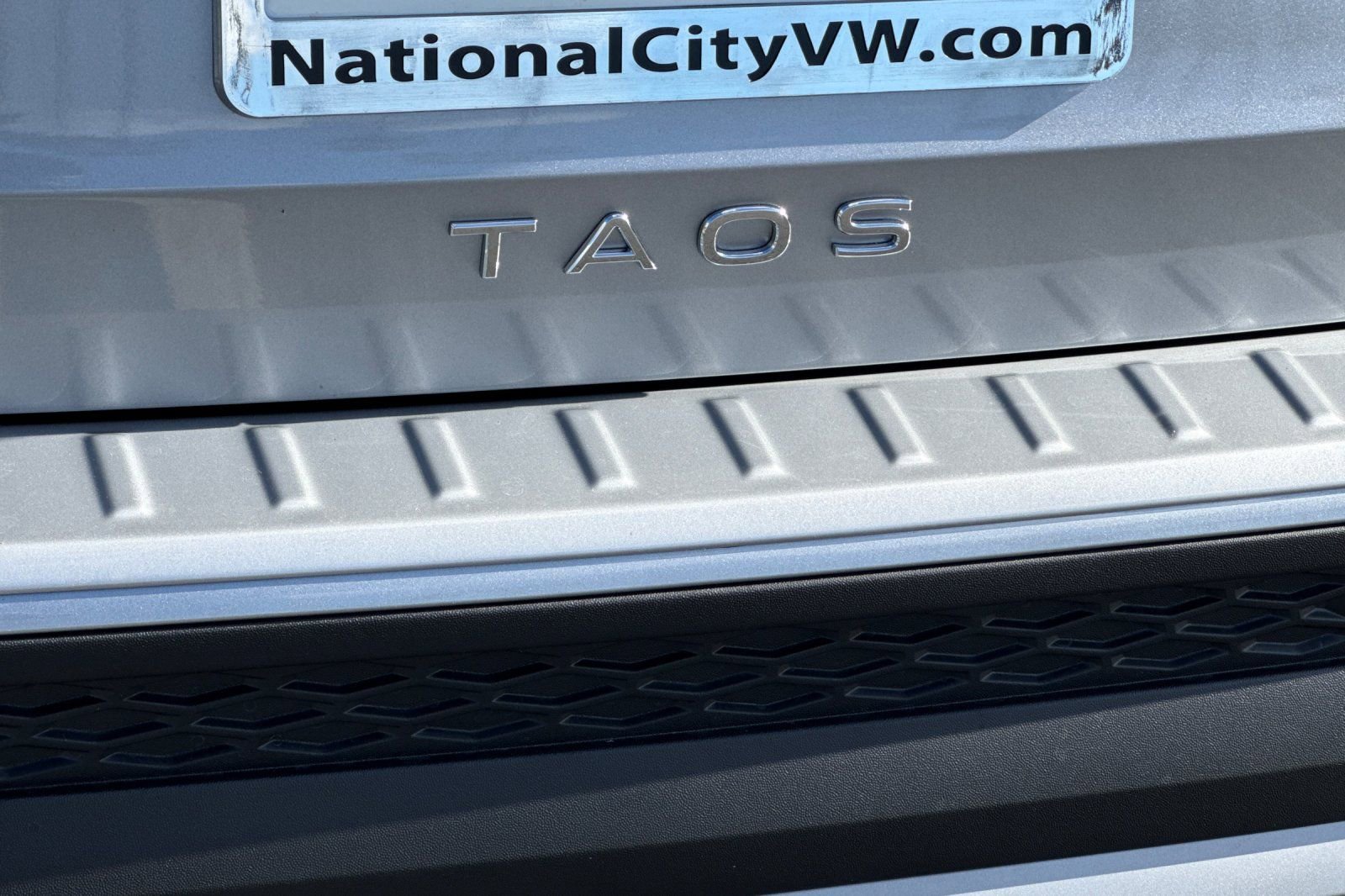 New 2026 Volkswagen Taos S FWD image 7