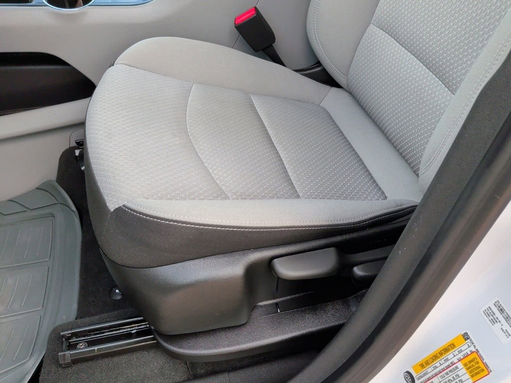 Used 2024 GMC Terrain SLE image 13