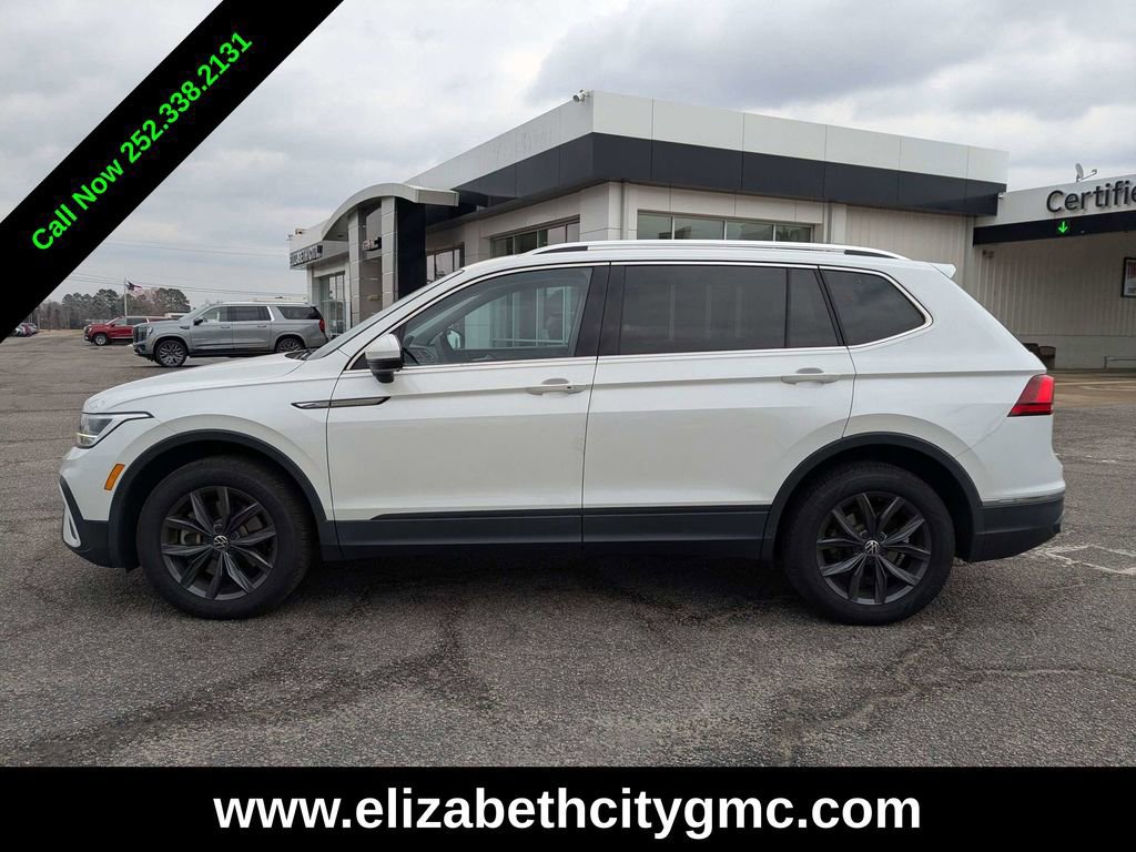 Used 2023 Volkswagen Tiguan SE image 8