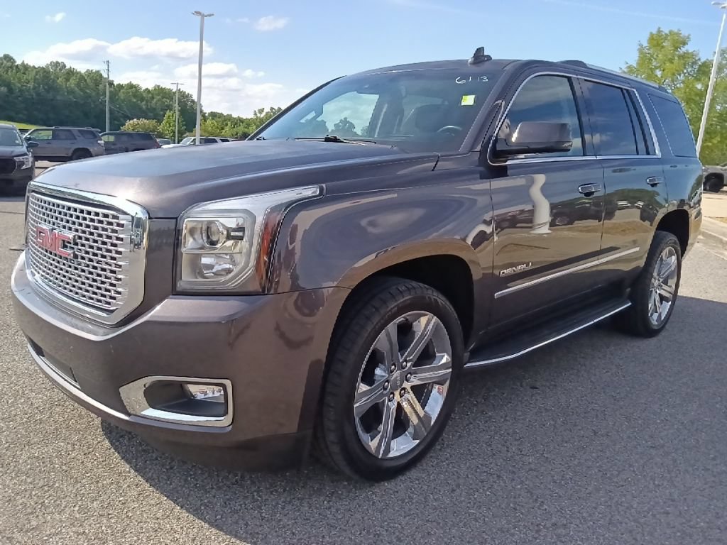 Used 2017 GMC Yukon Denali w/ Open Road Package AWD/4WD image 7