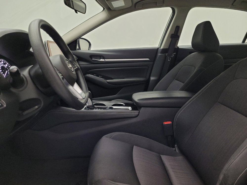 Used 2023 Nissan Altima 2.5 SV image 17