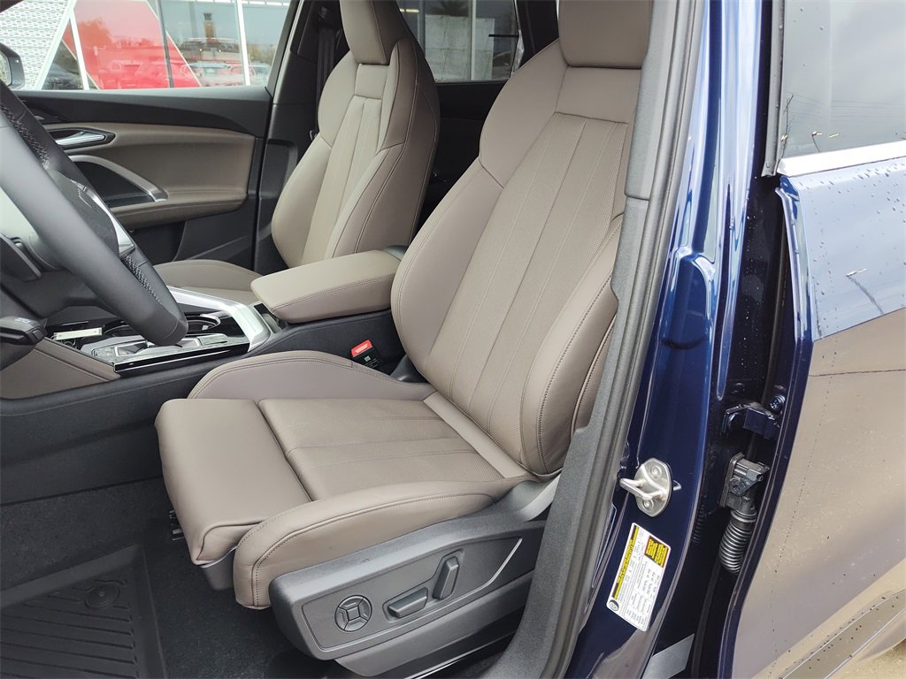New 2025 Audi Q5 Premium Plus image 6